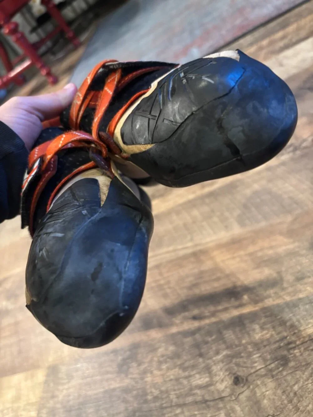 La Sportiva Solutions Climbing Shoes, EUR Size 37